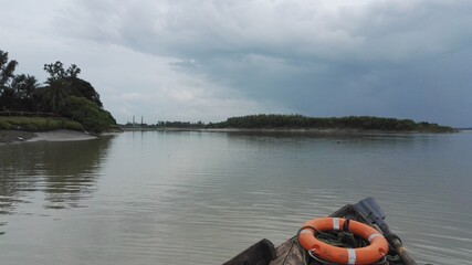 A day out at the riverside