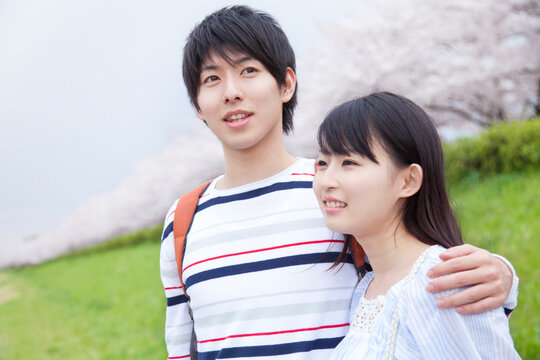 肩を抱く Images – Browse 167 Stock Photos, Vectors, and Video | Adobe Stock