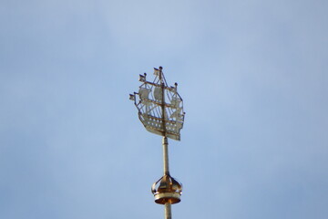 Fototapeta na wymiar Ship on the spire of the Admiralty, Saint Petersburg