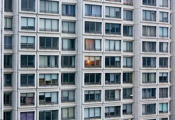 Fototapeta na wymiar Architectural detail of flats in Paris 