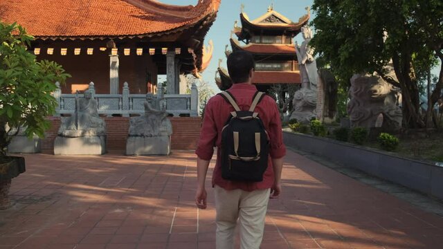 travelling in Vietnam, tourist in buddhist temple
