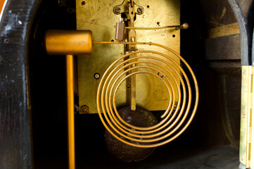 antique ticking clock internal workings