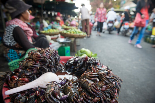 Street market, Phnom Penh, Cambodia, Indochina, Asia