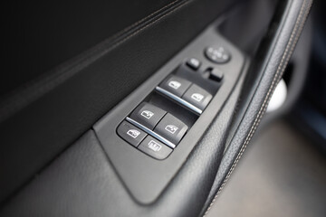 Automatic windows buttons control inside driver place