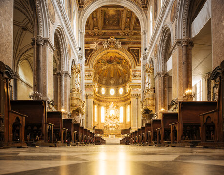Church aisle and altar, Naples, Campania, Italy