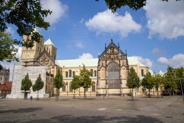 Fototapeta na wymiar St.-Paulus-Dom in Münster