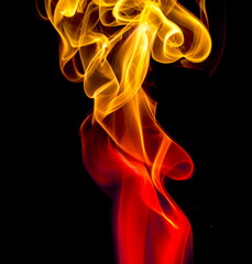 Obraz premium Colored smoke on black background