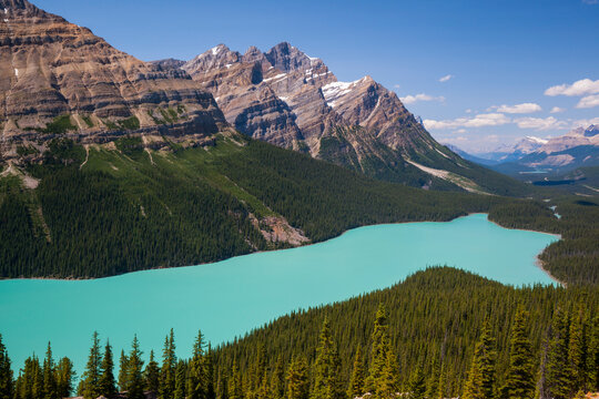 Scenic view of Peyton Lake with mountain against sky