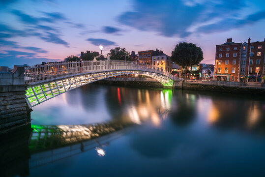 Ha'penny Bridge over River Liffey in Dublin