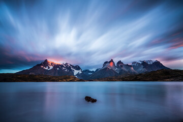 Long exposure of clouds over Lake Pehoe