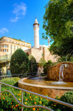 Emir Assaf Mosque and water fountain in Beirut