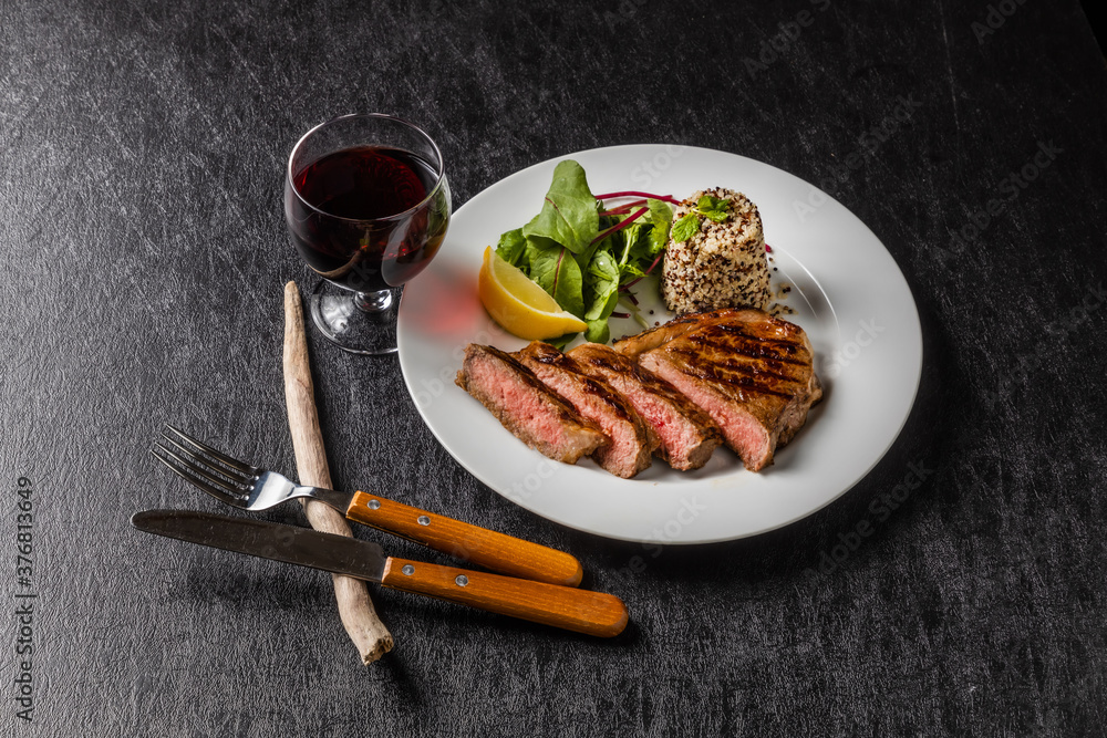 Canvas Prints 高級和牛ステーキ Japanese beef high quality steak