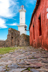 COLONIA DEL SACRAMENTO, URUGUAY - 10 OCTOBER 2019: Faro en hermosa ciudad colonial