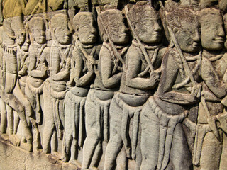 Fototapeta na wymiar カンボジア　アンコールトム　バイヨン寺院のレリーフ
