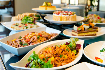 ホテルのランチビュッフェ　