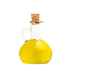 Aceite de Oliva en botella sobre un fondo blanco liso y aislado. Vista de frente. Copy space
