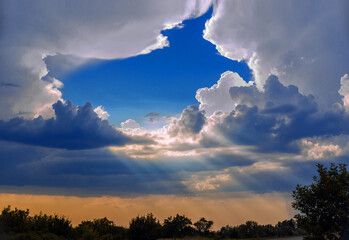 A varied sky with very beautiful clouds.