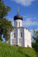 Fototapeta na wymiar Church of the Intercession on the Nerl (Pokrova na Nerli, XII century). Vladimir Oblast, Russia.