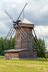 Fototapeta na wymiar Wooden windmill. Suzdal town, Vladimir Oblast, Russia.