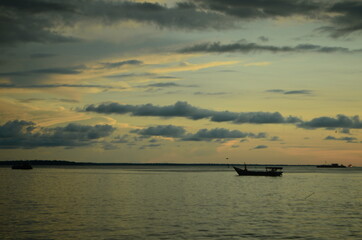 atardecer en el mar