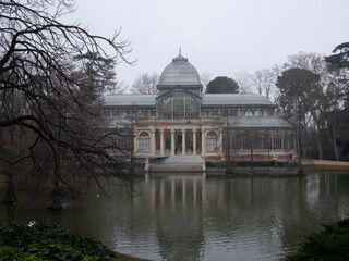 Obraz premium Palazzo di cristallo, parco del Buon Ritiro, Madrid 