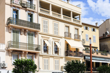 Fototapeta na wymiar Building in the city of Cannes