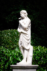 Fototapeta premium isolated white stone female statues in a Greek style 