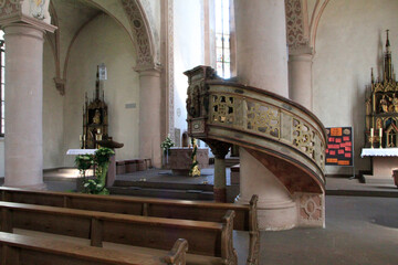 Kirchenschiff der Kirche St. Georg in Bischofsheim. Unterfranken, Deutschland, Europa
