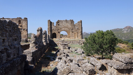 Fototapeta na wymiar The Basilica on the other hill of Aspendos,Roman ruins.