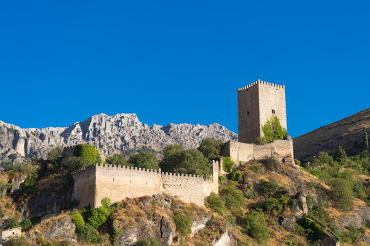 castillo de la yedra cazorla  Jaen