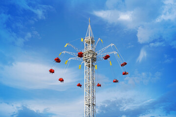 Obraz premium white tower of the attraction