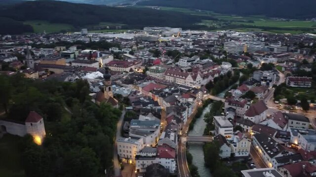 Bruneck, S&uuml;dtirol bei Nacht