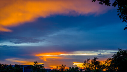 Beautiful Irisation,Rainbow Clouds,Sky Beautiful,Colorful clouds in the overcast sky,Iridescent...