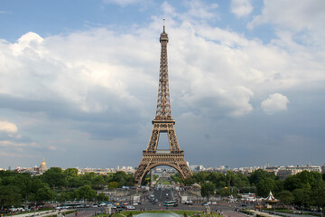 Fototapeta na wymiar Torre Eiffel in Paris, France