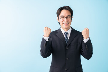 笑顔のミドル男性　ビジネス