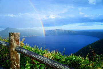 虹の摩周湖