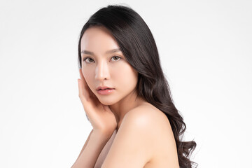 Fototapeta premium Beautiful young asian woman with clean fresh skin on white background, Face care, Facial treatment, Cosmetology, beauty and spa, Asian women portrait