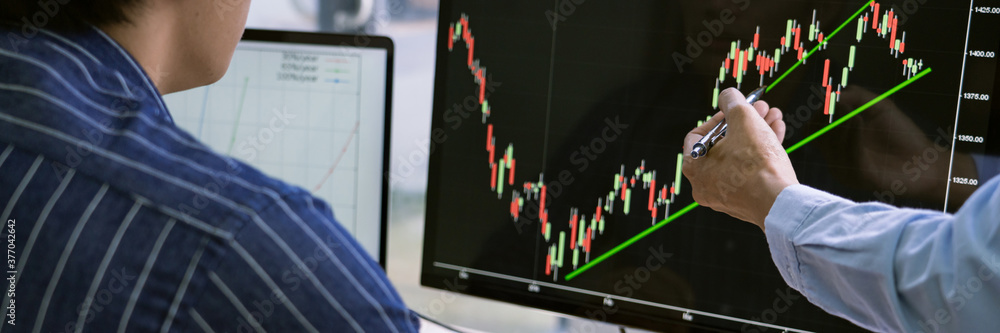 Poster team of stockbrokers are having a conversation on a stock exchange for investment purposes in trader