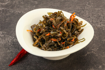 Seaweed cabbage with carrot and sesame