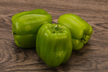 Green sweet bell pepper heap