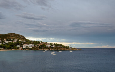 Paisaje del Norte de la Costa Brava en Rosas, Alt Empordà, Cataluña , España