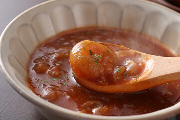 玉ねぎとトマトのスープ