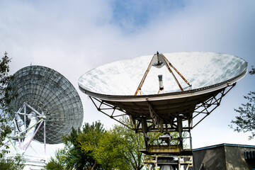 Large antenna for space exploration