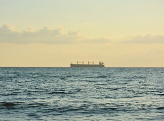 Sea, waves, ship