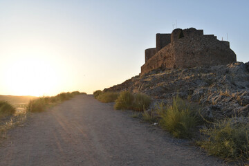 Castillo en Cerro Calderico en Consuegra (Toledo)  España
Castle in Cerro Calderico in Consuegra...