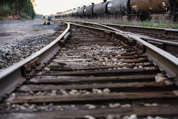 Obraz premium Train tracks with tankers