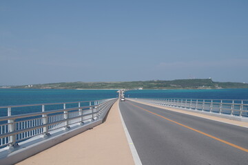 Obraz na płótnie Canvas Irabe Bridge and beautiful sea scenery on Miyako Island, Okinawa Prefecture, Japan
