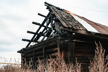 The old burnt hut in the village