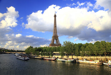 Fototapeta na wymiar France Paris Eiffel Tower