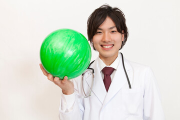 Fototapeta premium 笑顔の男性医師